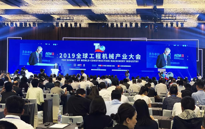 双喜临门！乐鱼在线登录官网-乐鱼（中国）
囊括两项工程机械行业大奖